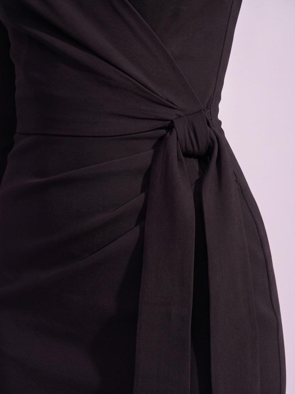 SCARLETT – Black