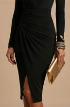 LIZ T. - elegant black fitted mididress with long sleeves